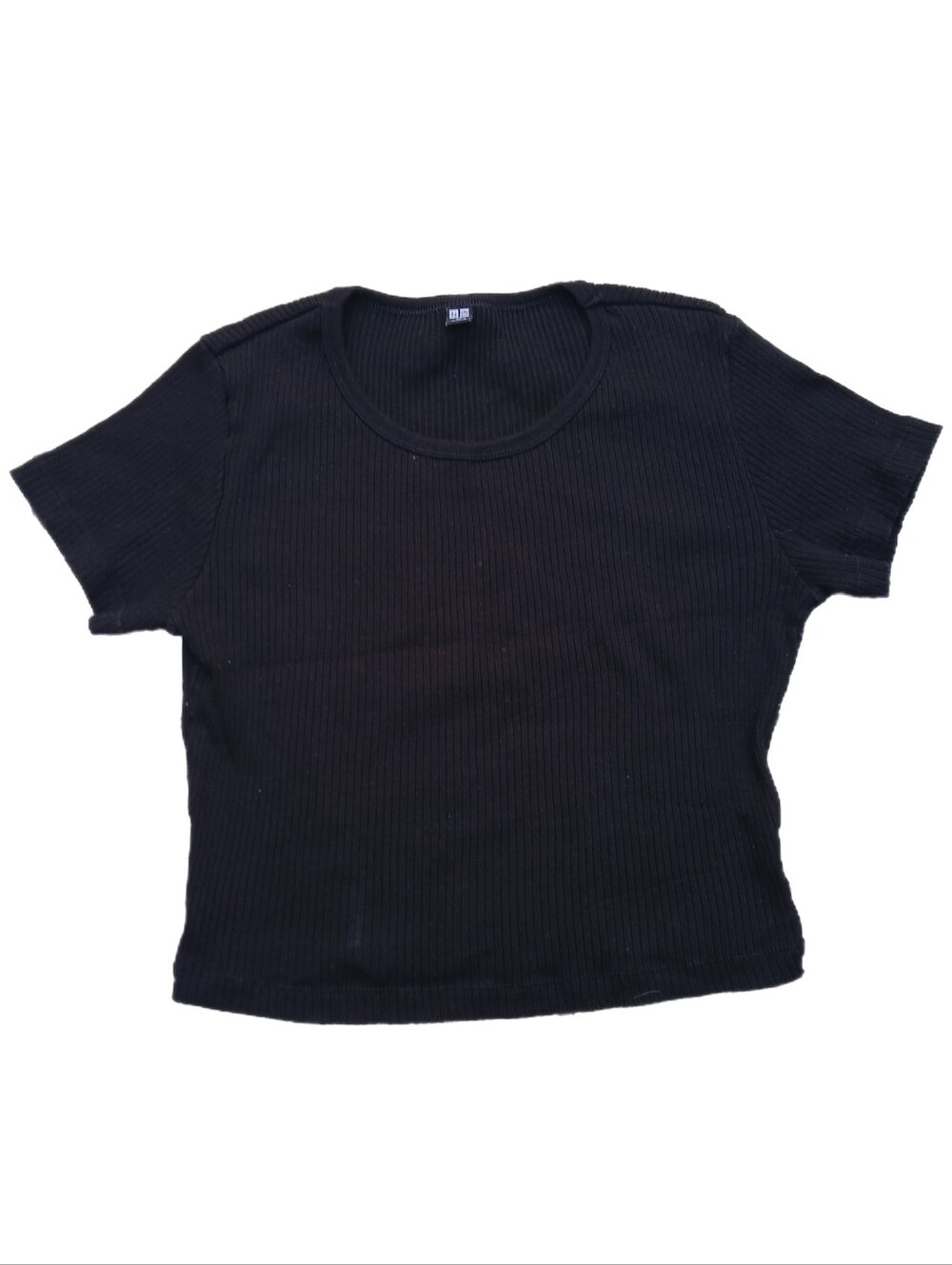 Uniqlo Black Ribbed Croptop T Shirt